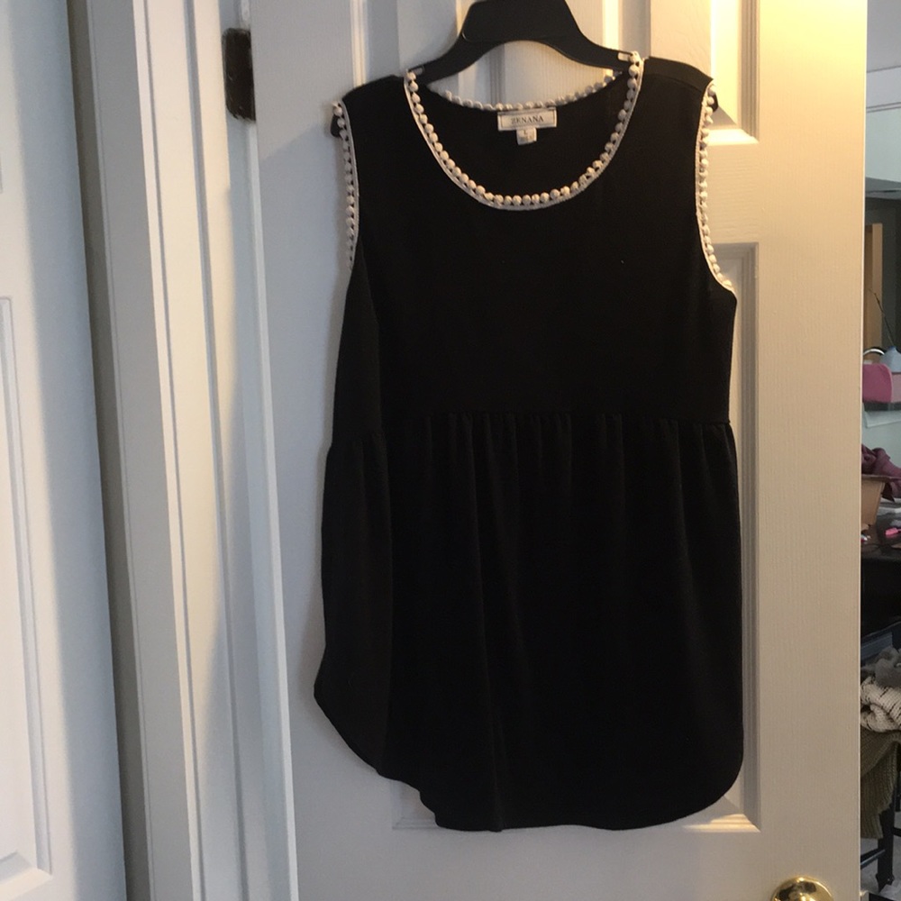 Black flowy top